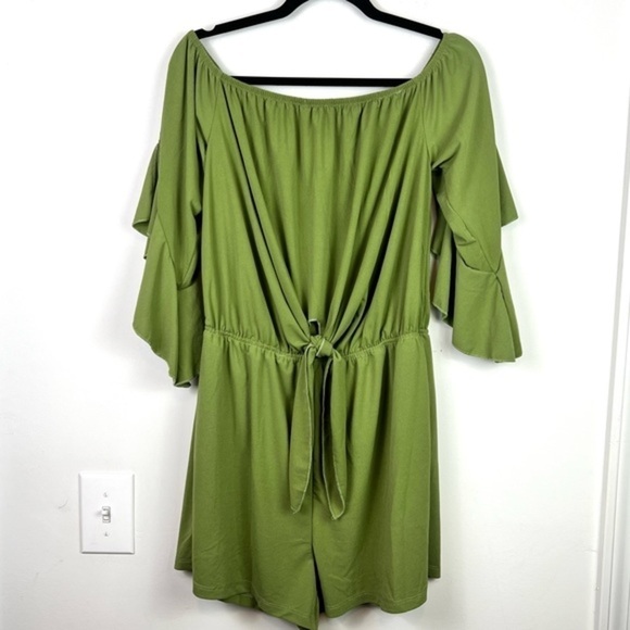 Shein Green Bell Sleeve Off The Shoulder Knot Front Playsuit womens size XL - Picture 2 of 6